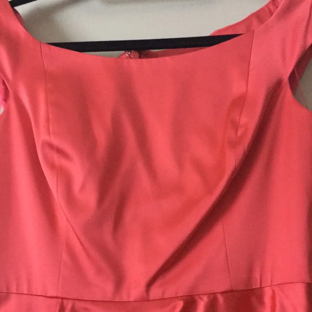 Kay Unger stretch satin peplum dress in coral - Picture 3 of 7